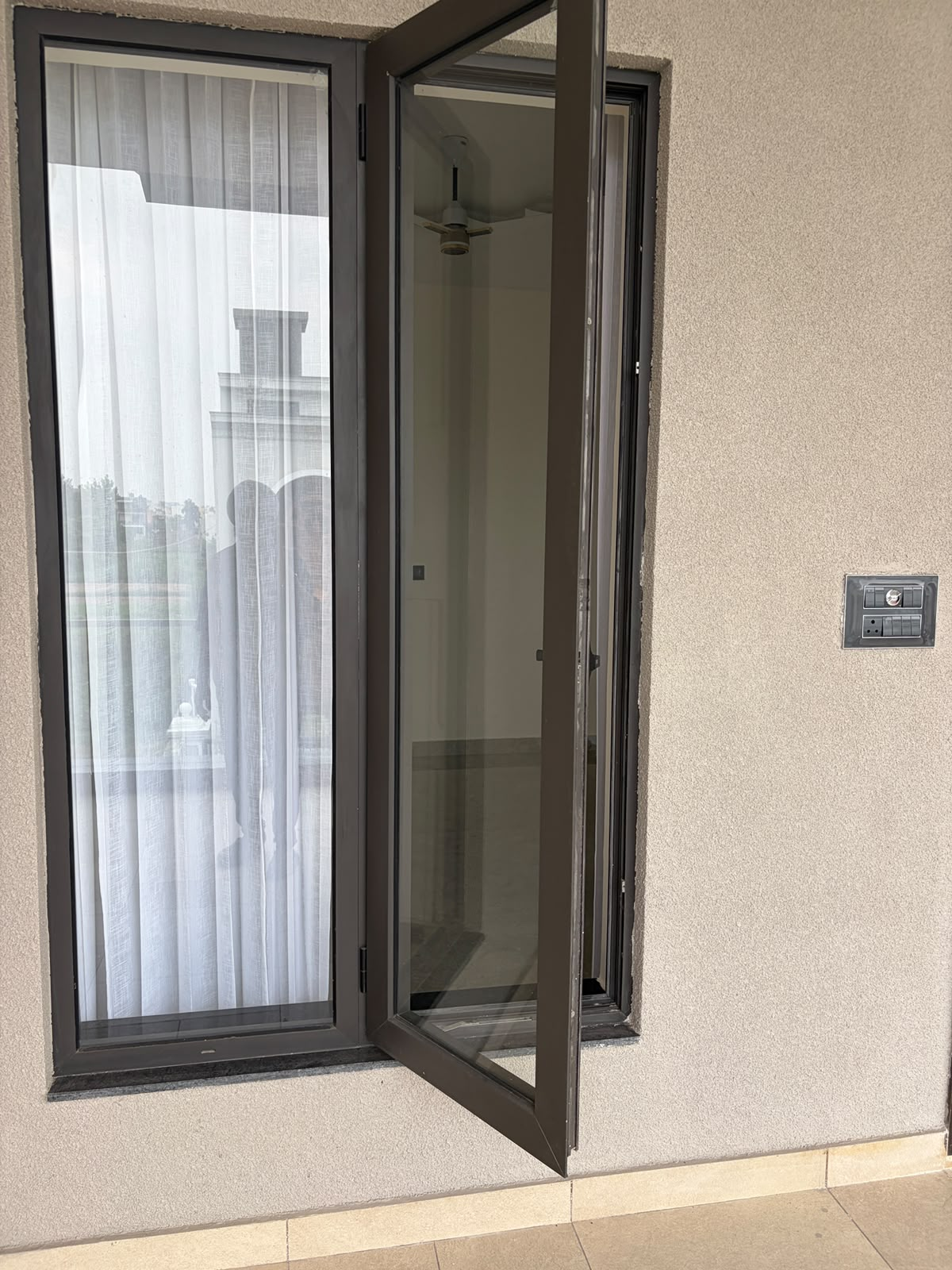 Casement Window 2